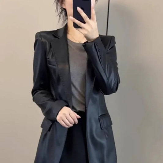 High-end Women's Black Leather Jacket, Fashionable Slim-fit PU Leather Suit Jacket for Spring and Autumn, Motorcycle Apparel 2026
