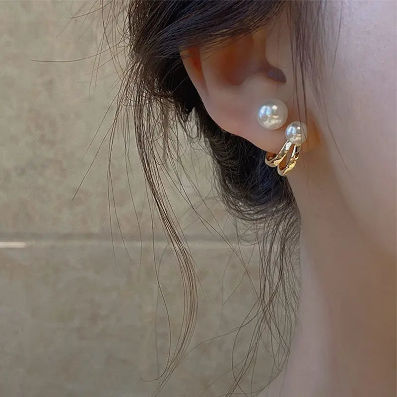 2023 New Fashion Trend Unique Design Elegant Delicate Lightweight Luxury Pearl Tassel Earrings High Jewelry Party Favors for Women
