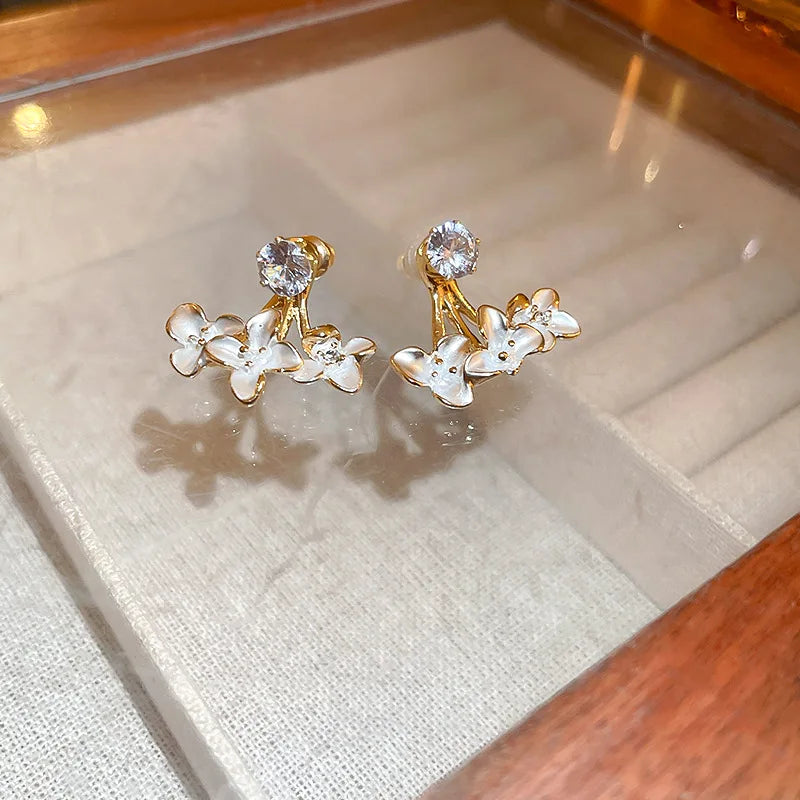 2023 New Fashion Trend Unique Design Elegant Delicate Lightweight Luxury Pearl Tassel Earrings High Jewelry Party Favors for Women