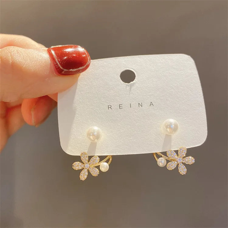 2023 New Fashion Trend Unique Design Elegant Delicate Lightweight Luxury Pearl Tassel Earrings High Jewelry Party Favors for Women