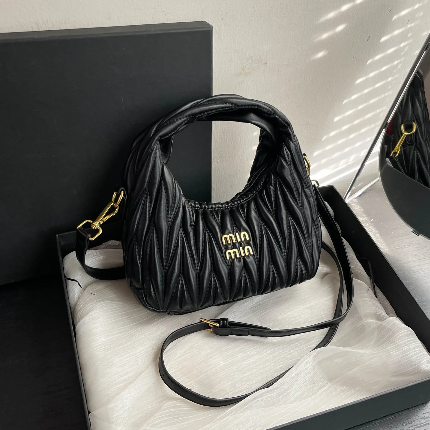 Women's Lightweight Luxury Crossbody Bags, Fashion Outdoor Shoulder Bag