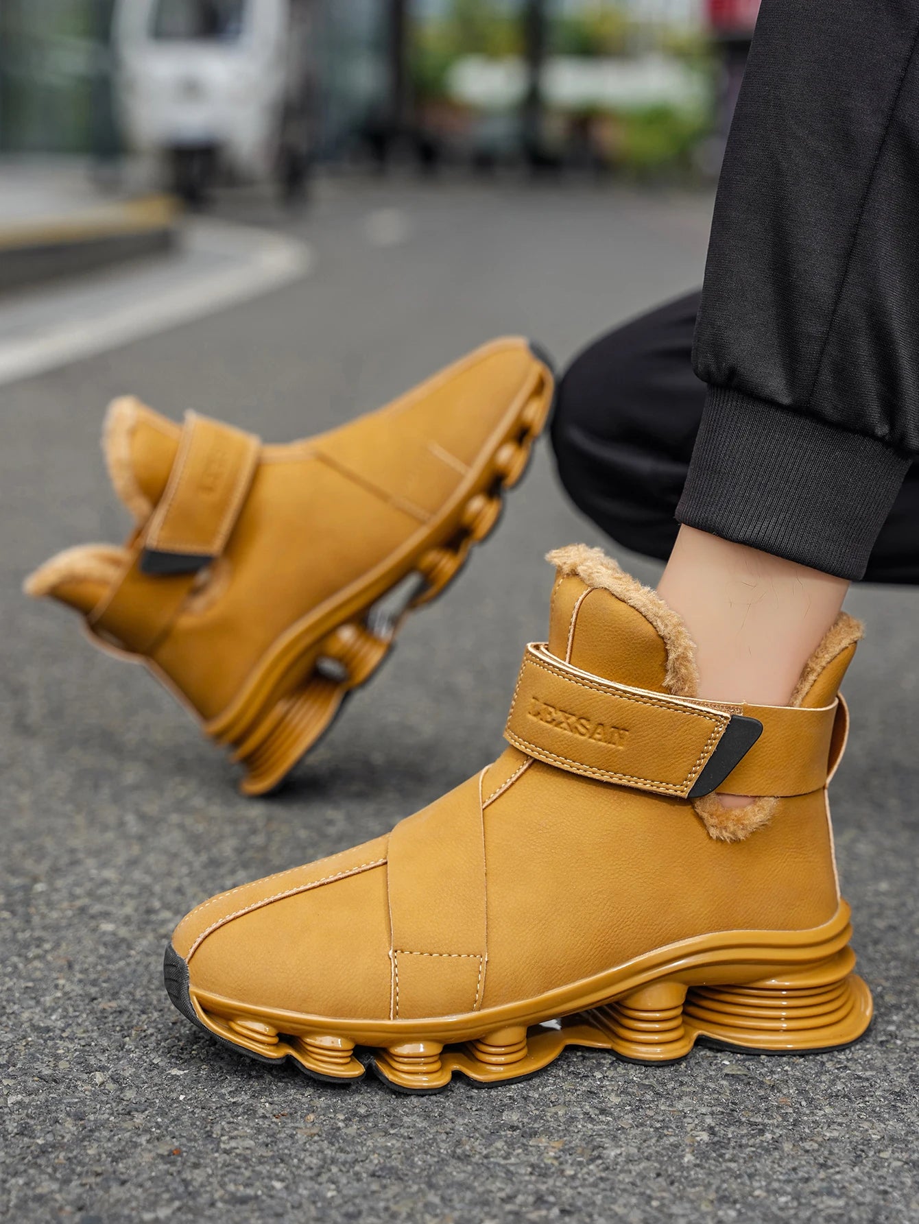 Women's and Men's Boots, New Winter Sneakers, Warm Women's and Men's Shoes, Waterproof Non-slip Plush Trainers, Women's and Men's Tennis Shoes, Boots, Women's and Men's Winter Trainers