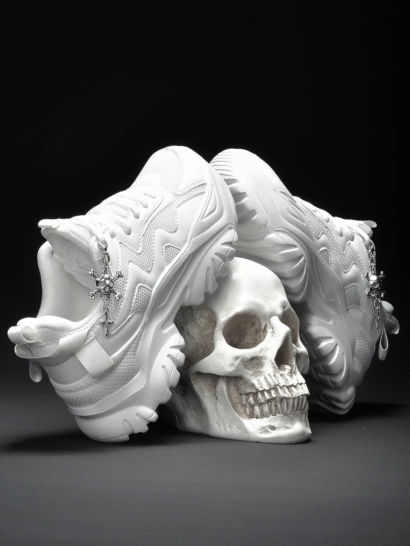 Zapatos vulcanizados informales para mujer, zapatillas ligeras con plataforma negra y tacones altos, estilo punk de Halloween para mujer