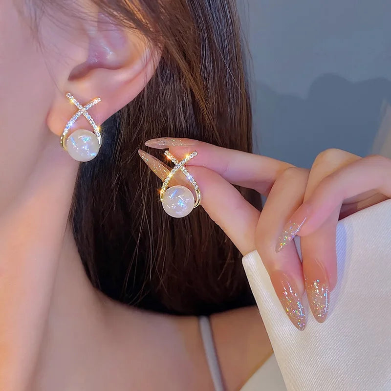 2023 New Fashion Trend Unique Design Elegant Delicate Lightweight Luxury Pearl Tassel Earrings High Jewelry Party Favors for Women