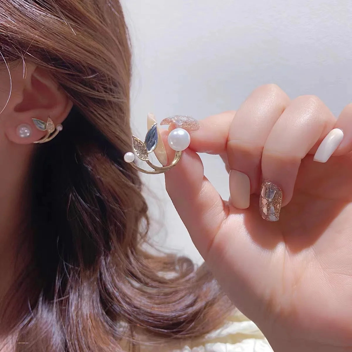 2023 New Fashion Trend Unique Design Elegant Delicate Lightweight Luxury Pearl Tassel Earrings High Jewelry Party Favors for Women