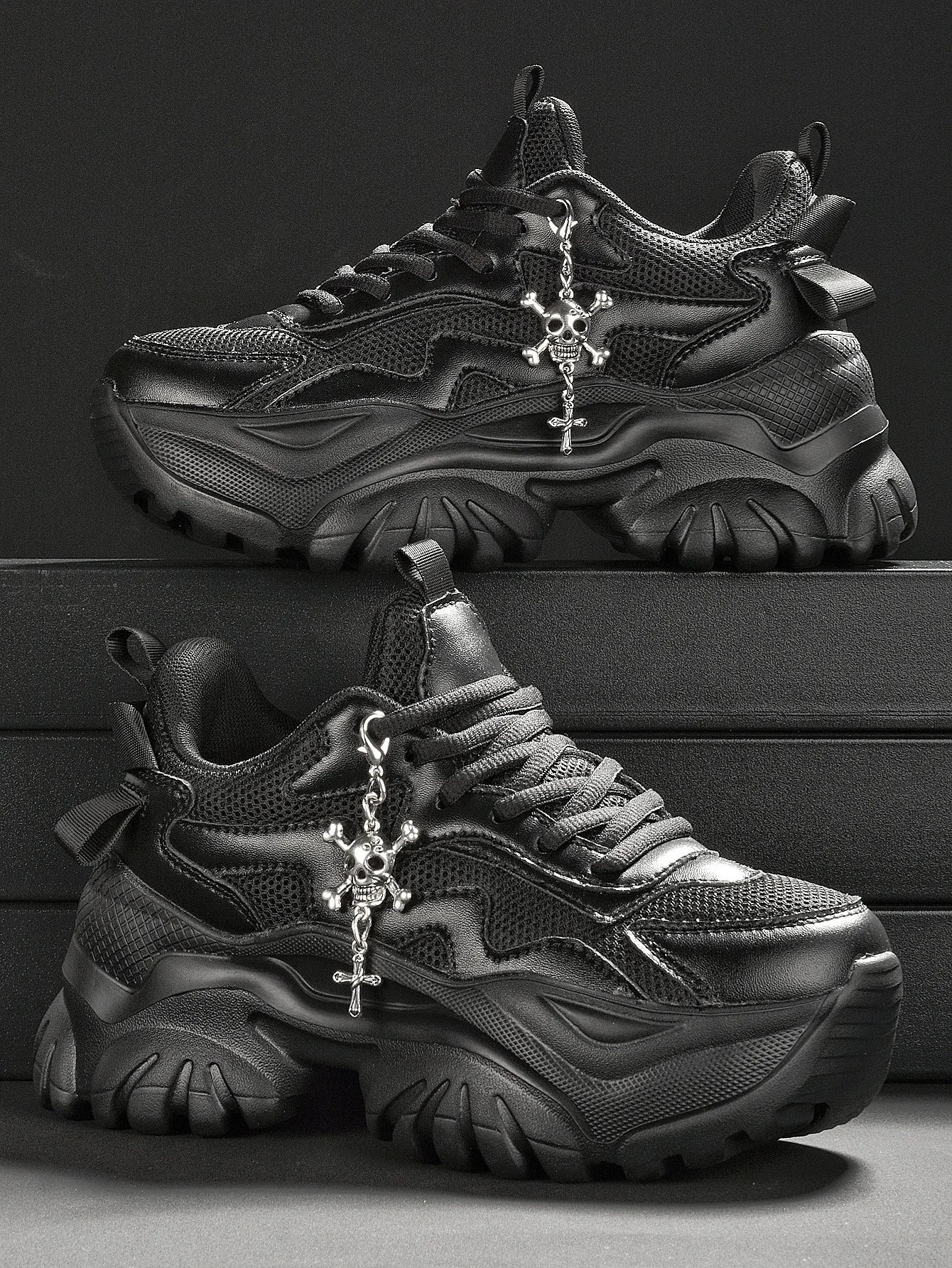 Zapatos vulcanizados informales para mujer, zapatillas ligeras con plataforma negra y tacones altos, estilo punk de Halloween para mujer