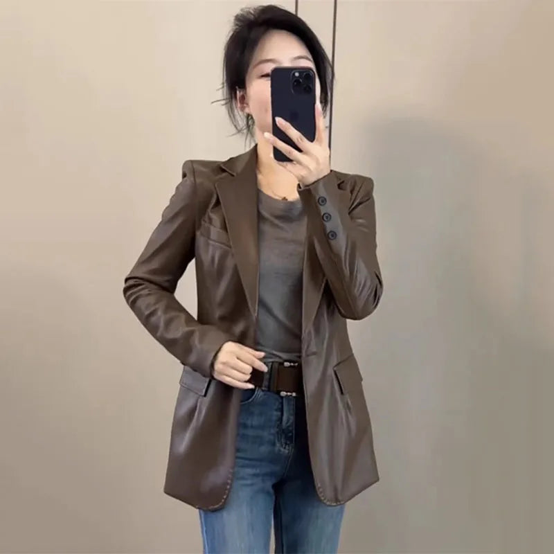 Chaqueta de cuero negro de gama alta para mujer, chaqueta de traje de cuero PU ajustada a la moda para primavera y otoño, ropa de motocicleta 2026