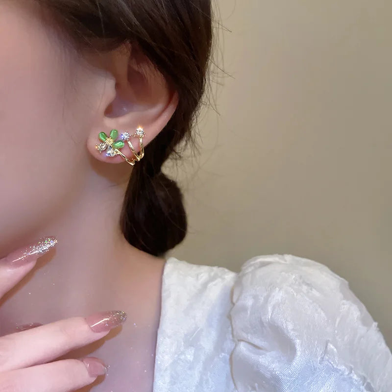 2023 New Fashion Trend Unique Design Elegant Delicate Lightweight Luxury Pearl Tassel Earrings High Jewelry Party Favors for Women