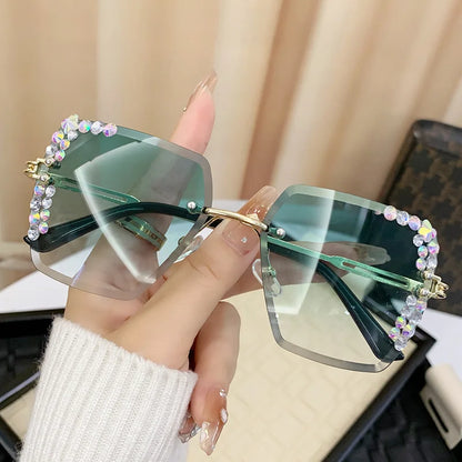 1 pair of trendy women's square rimless sunglasses with gradient lenses, crystal decoration, and metal material