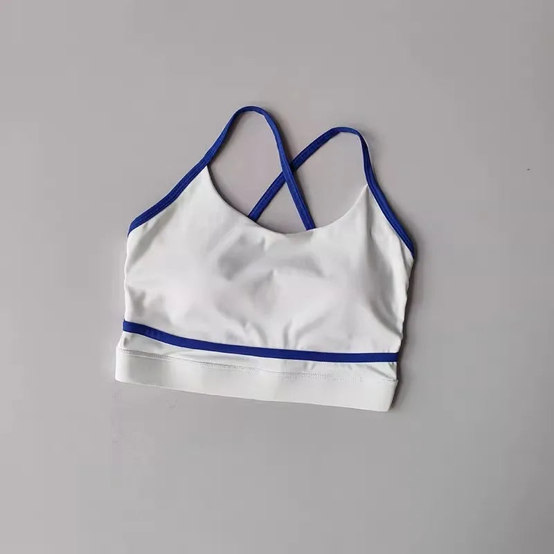 Women's 2-piece yoga workout set, high-waisted.