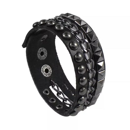 Pulseras de cuero Vintage de 3 capas, fila Punk, picos cuspidal, remache, puño ancho, cuero PU, Punk, gótico, Rock, joyería gótica Unisex