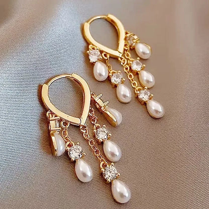 2023 New Fashion Trend Unique Design Elegant Delicate Lightweight Luxury Pearl Tassel Earrings High Jewelry Party Favors for Women