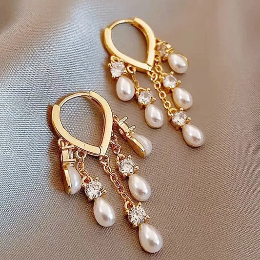 2023 nueva tendencia de moda diseño único elegante delicado ligero pendientes de borla de perlas de lujo alta joyería favores de fiesta para mujeres