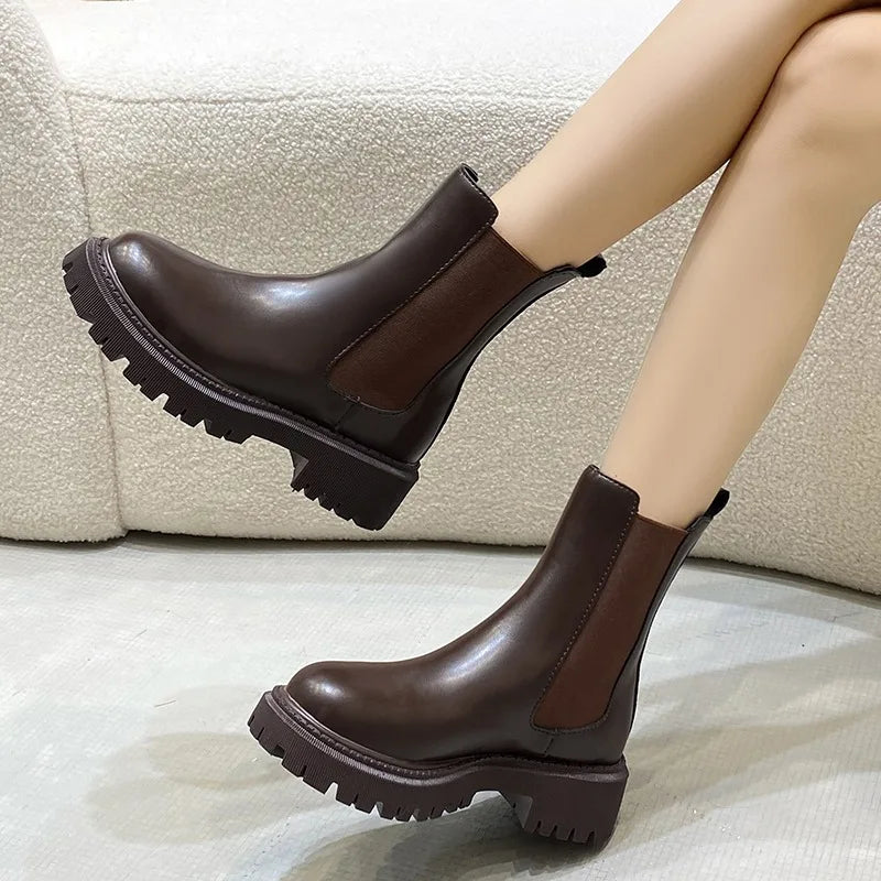 Botas Chelsea, nuevos zapatos de invierno de suela gruesa para mujer, botas cortas de suela gruesa a la moda de otoño para mujer